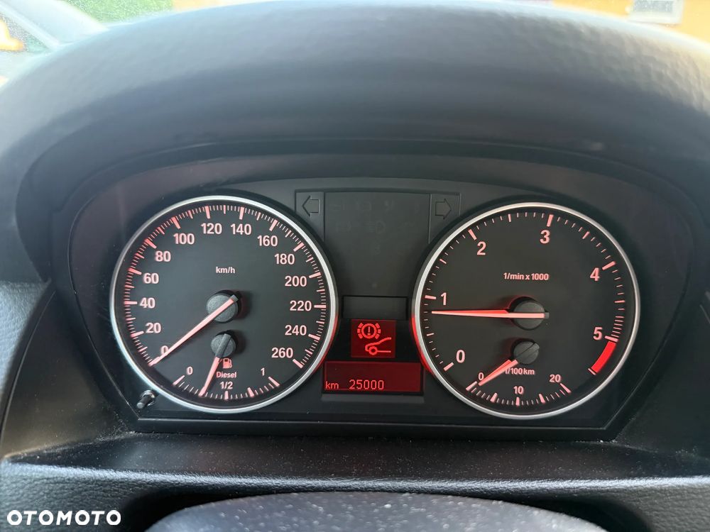 BMW X1 sDrive18d - 31