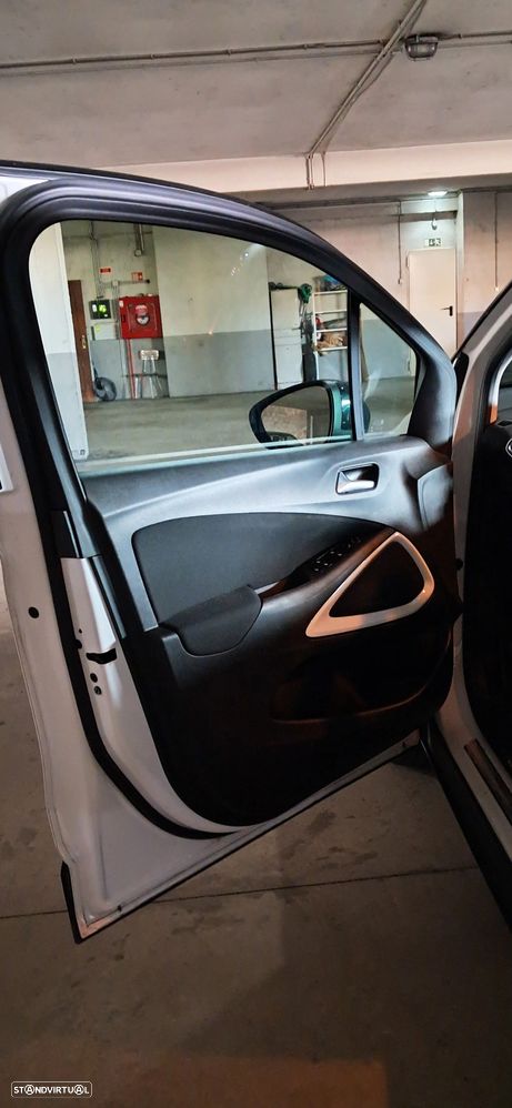 Opel Crossland X 1.2 T 2020 - 11