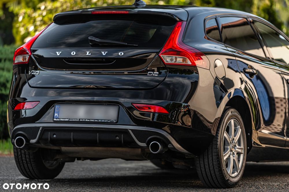 Volvo V40 D2 Momentum - 9