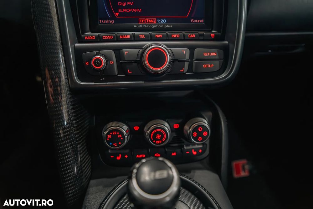 Audi R8 4.2 FSI Quattro R-Tronic - 24