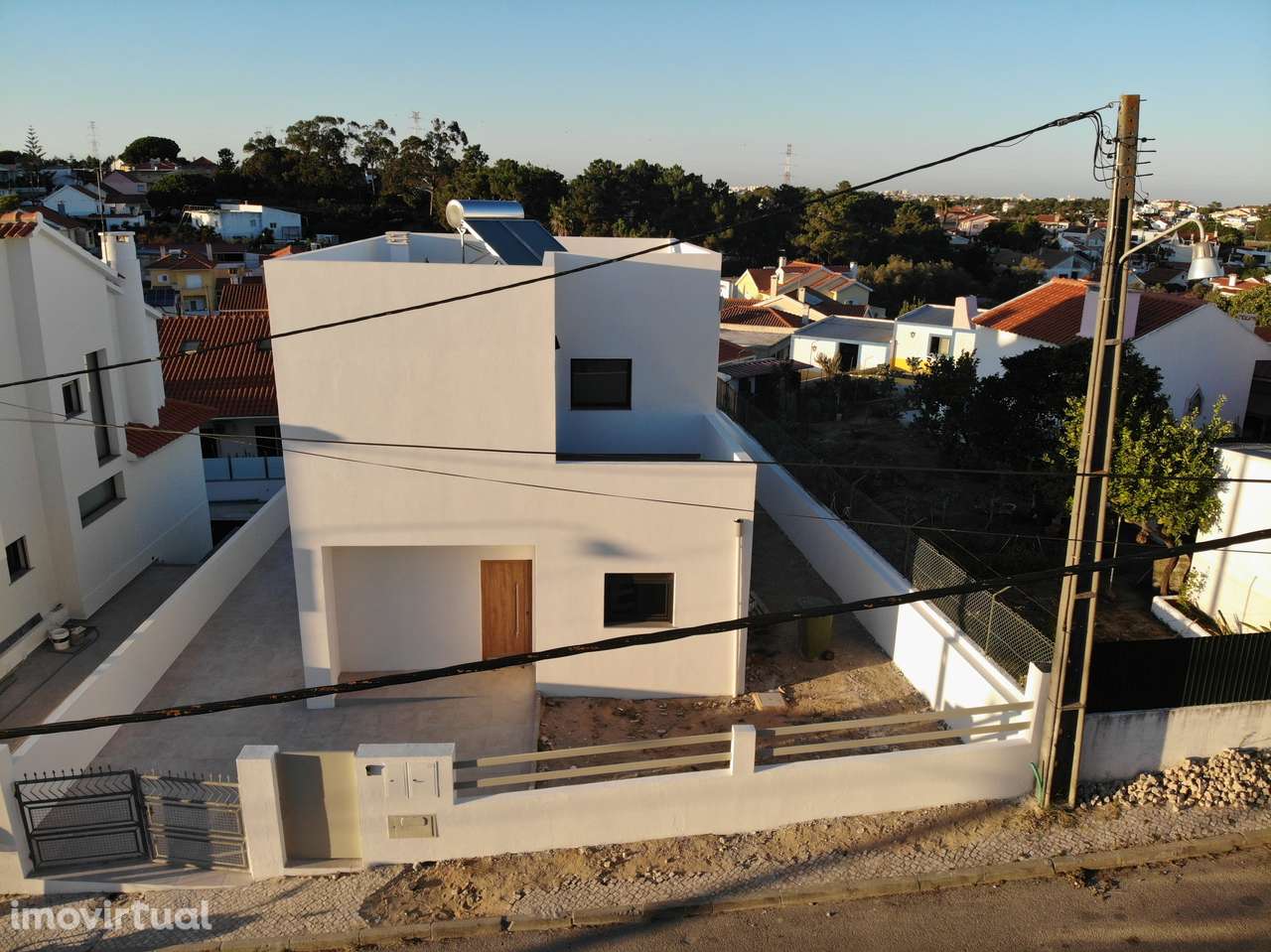 Moradia T3 com vista aberta para Quintinhas, Charneca de Caparica - Grande imagem: 4/47