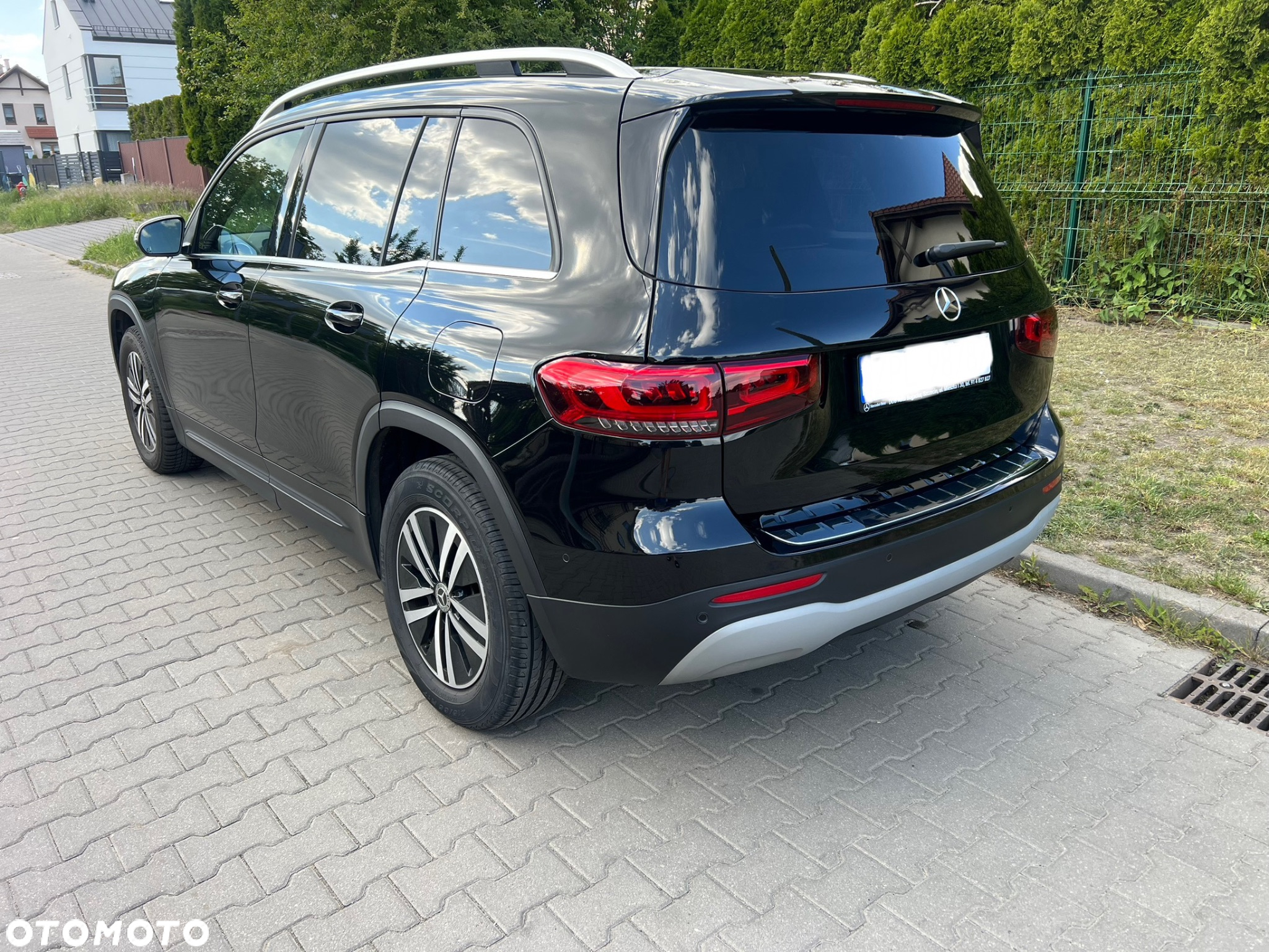 Mercedes-Benz GLB 200 AMG Line 7G-DCT - 3