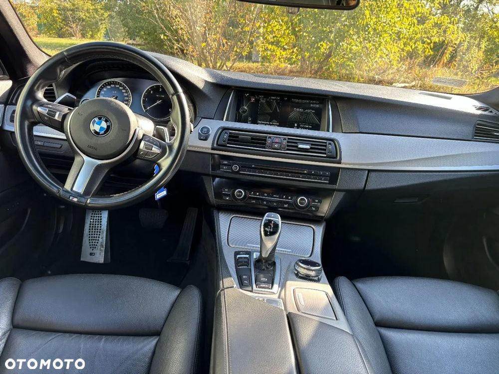 BMW Seria 5 530d xDrive - 6