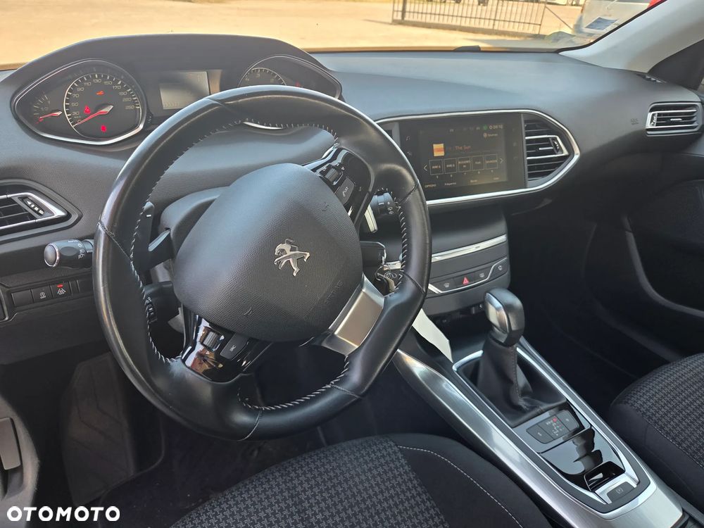 Peugeot 308 BlueHDi 130 EAT6 Stop & Start Active - 32