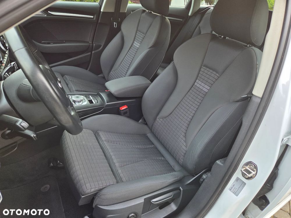 Audi A3 Sportback 2.0 TDI sport - 21