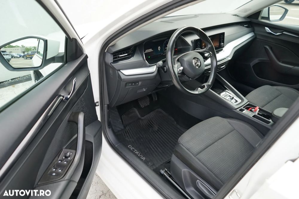 Skoda Octavia 2.0 TDI DSG Ambition - 11