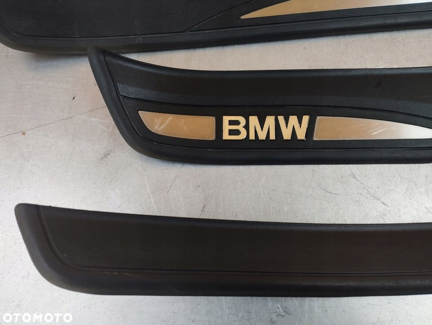 BMW E90 E91 LISTWY PROGOWE komplet - 5