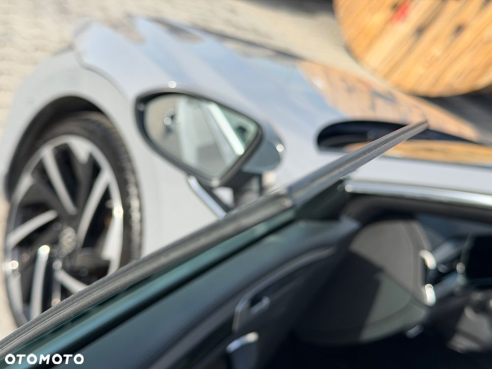 Volkswagen Arteon 2.0 TDI SCR 4Motion DSG R-Line - 12