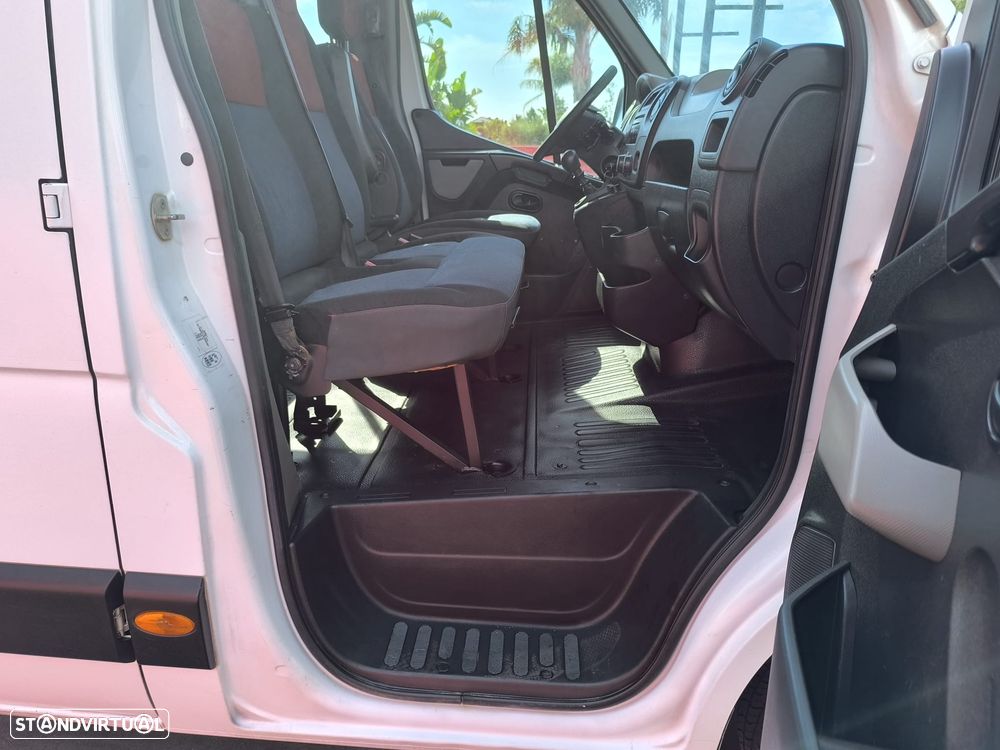 Renault Master - 17
