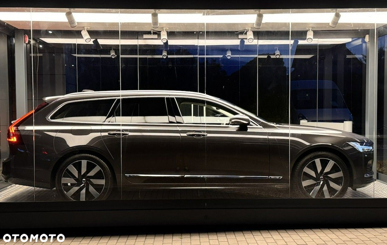 Volvo V90 - 2