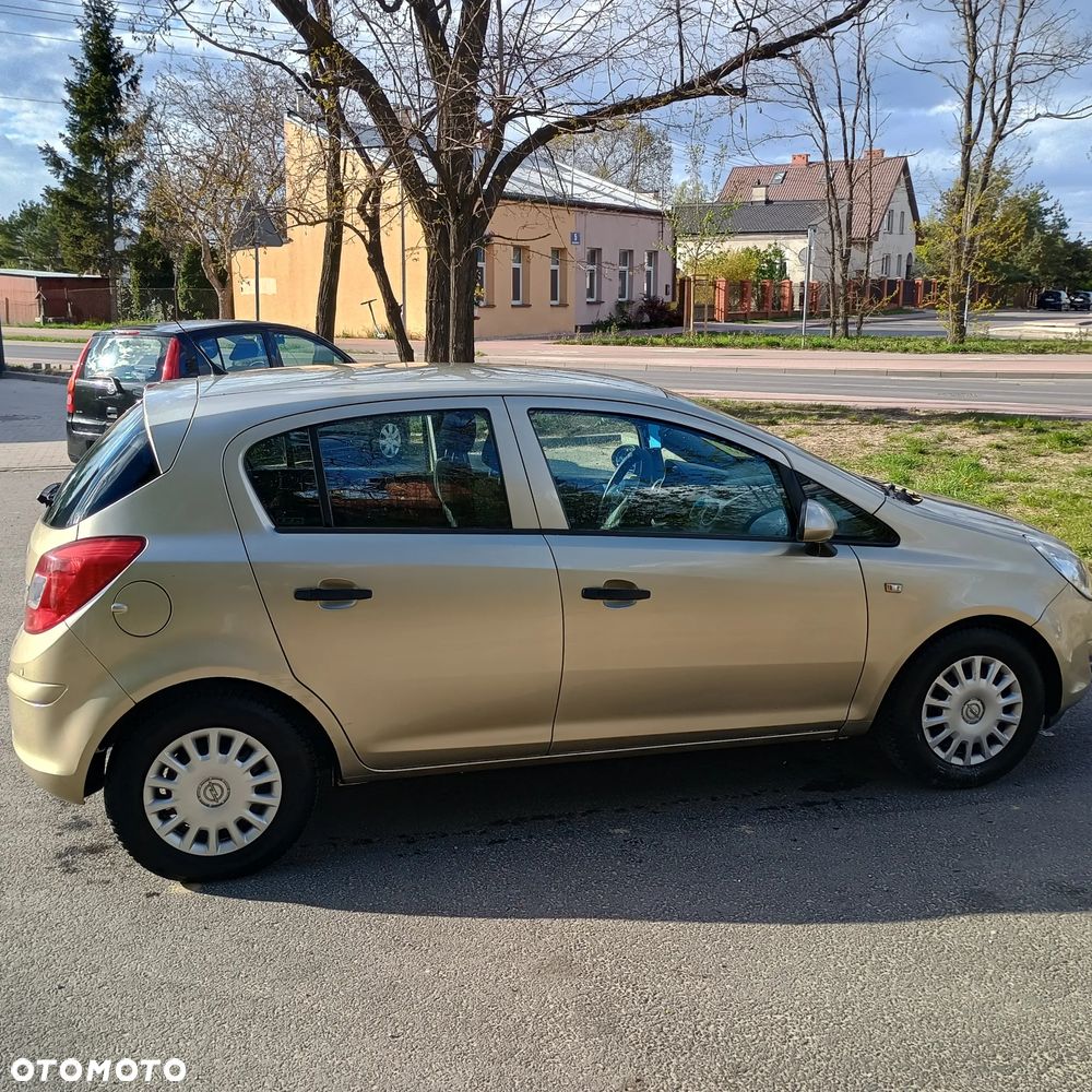 Opel Corsa 1.2 16V Enjoy - 4
