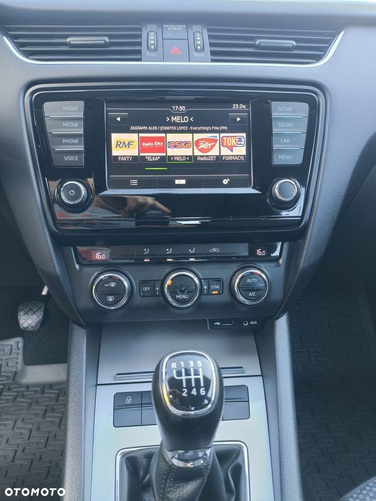 Skoda Octavia 1.4 TSI Ambition - 6