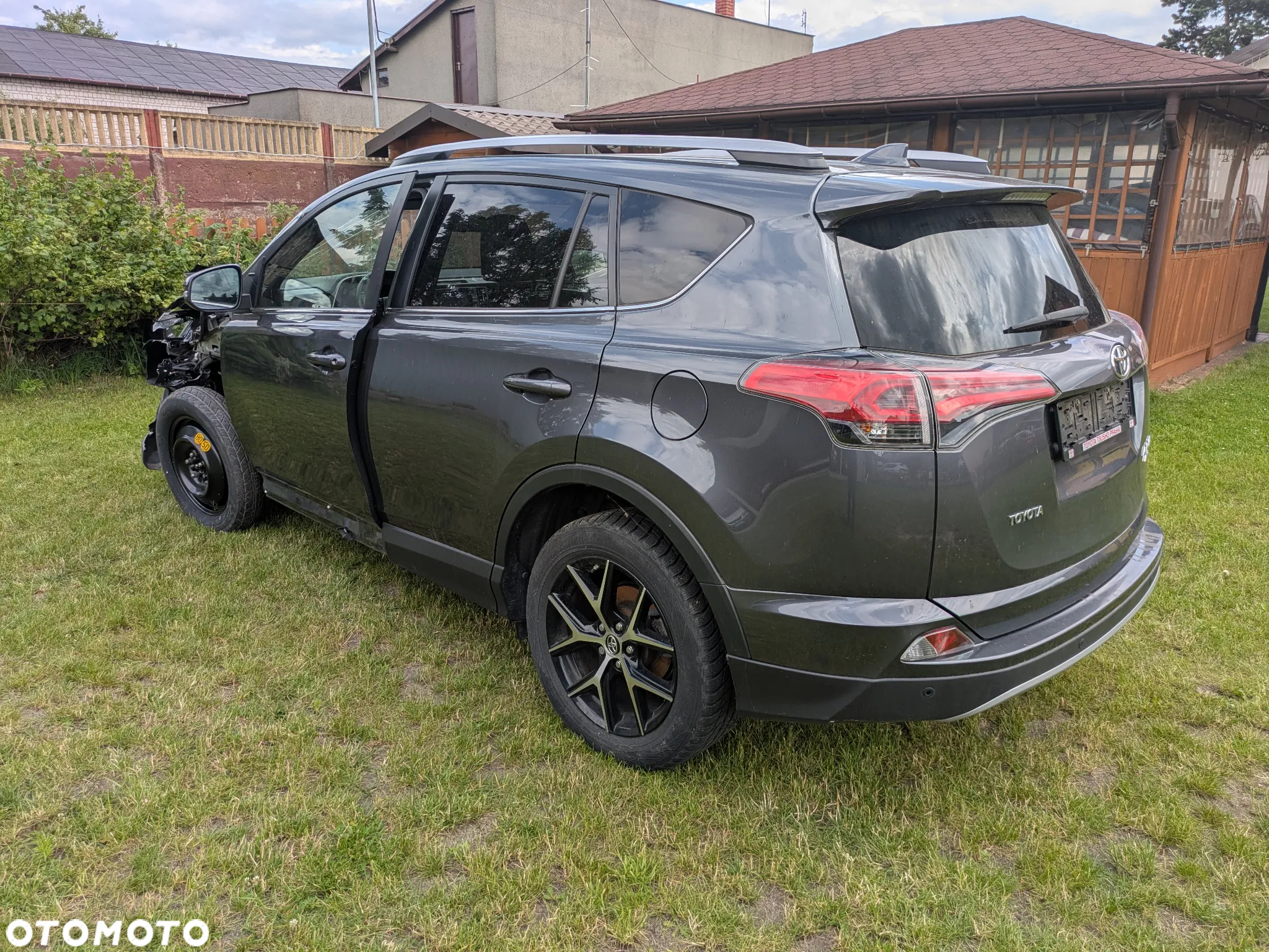 Toyota RAV4 - 8