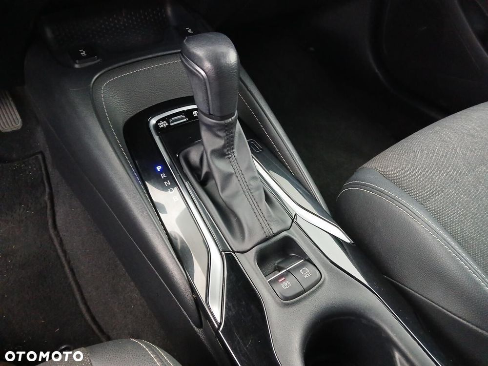 Toyota Corolla 1.8 Hybrid Comfort - 31
