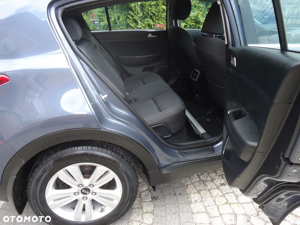 Kia Sportage 1.6 GDI L 2WD - 18