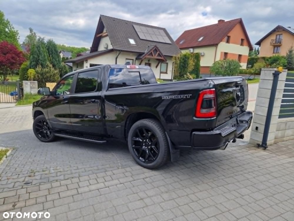 RAM 1500 5.7 Crew Cab Laramie - 6