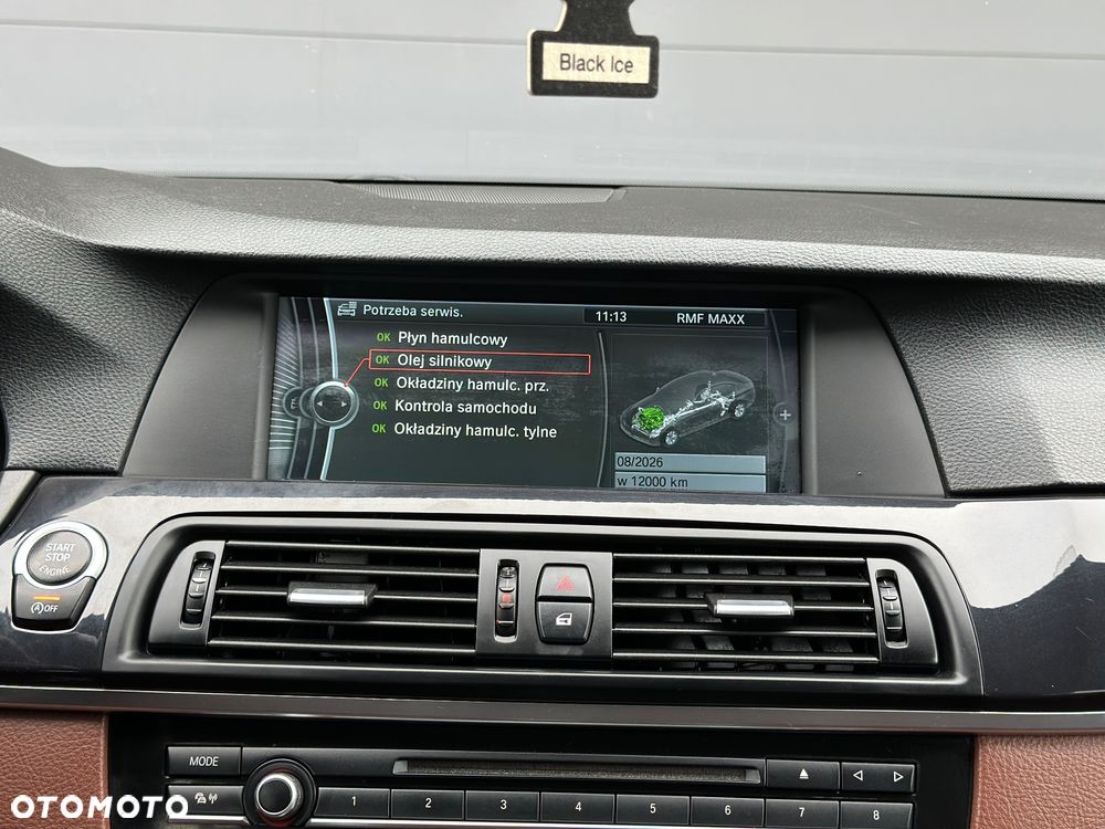 BMW Seria 5 520d - 31