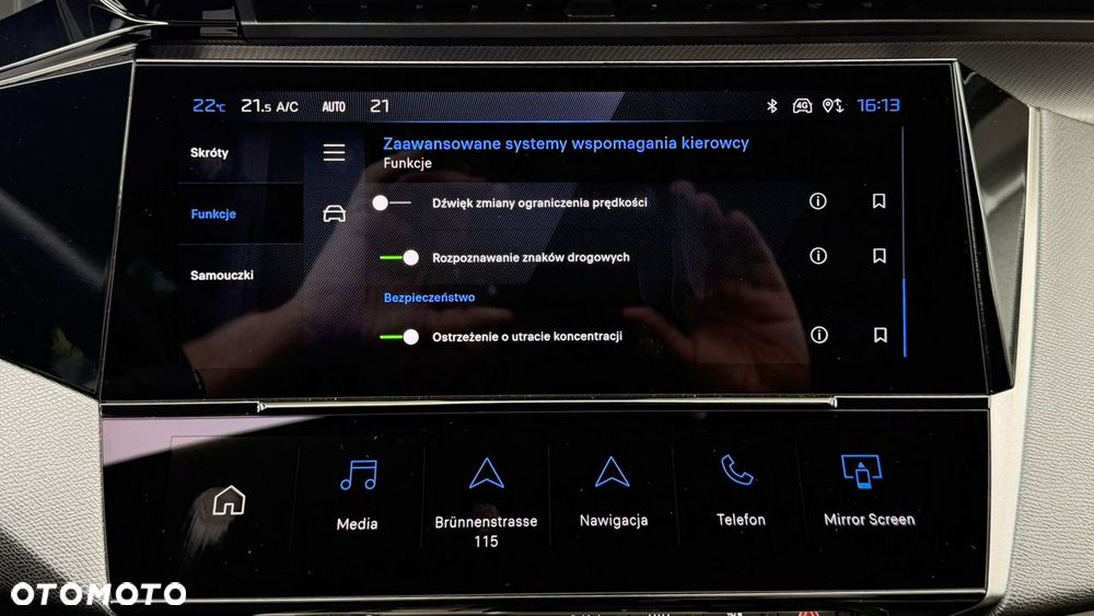 Peugeot 408 1.6 Plug-In Hybrid 225 GT EAT8 - 39