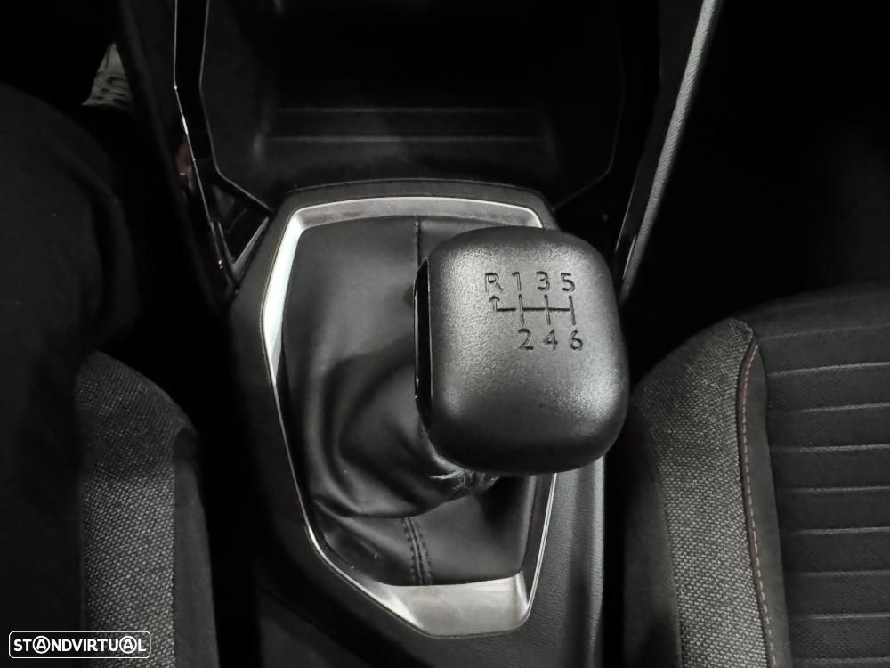 Peugeot 208 PureTech 100 Active Pack - 31