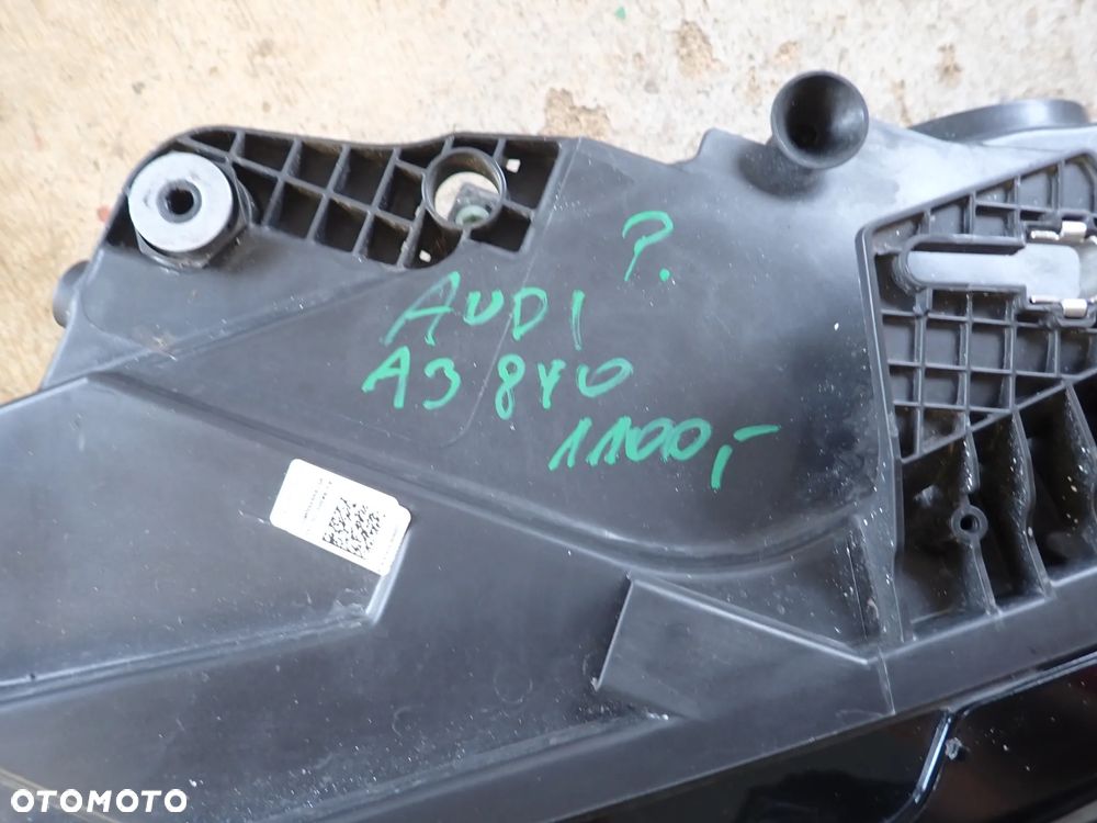AUDI A3 8Y LAMPA PRAWY PRZÓD 8Y0941012 - 4