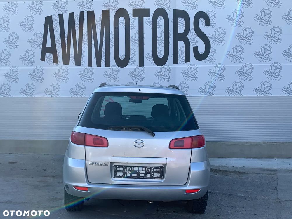 MAZDA 2 2003 *SAMOCHÓD NA CZĘŚCI* 2459 MASKA, LAMPA, DRZWI, LUSTERKO, ZDERZAK, GRILL, BŁOTNIK, KLAPA, BELKA, DESKA, FOTELE, KANAPA, ĆWIARTKA, KIEROWNICA, TARCZE, ZACISKI, ZAWIESZENIE, KOMPLETNY PRZÓD, KOMPLETNY TYŁ, LICZNIK, ZEGARY, PRAWE LEWE PRZÓD TYŁ - 4