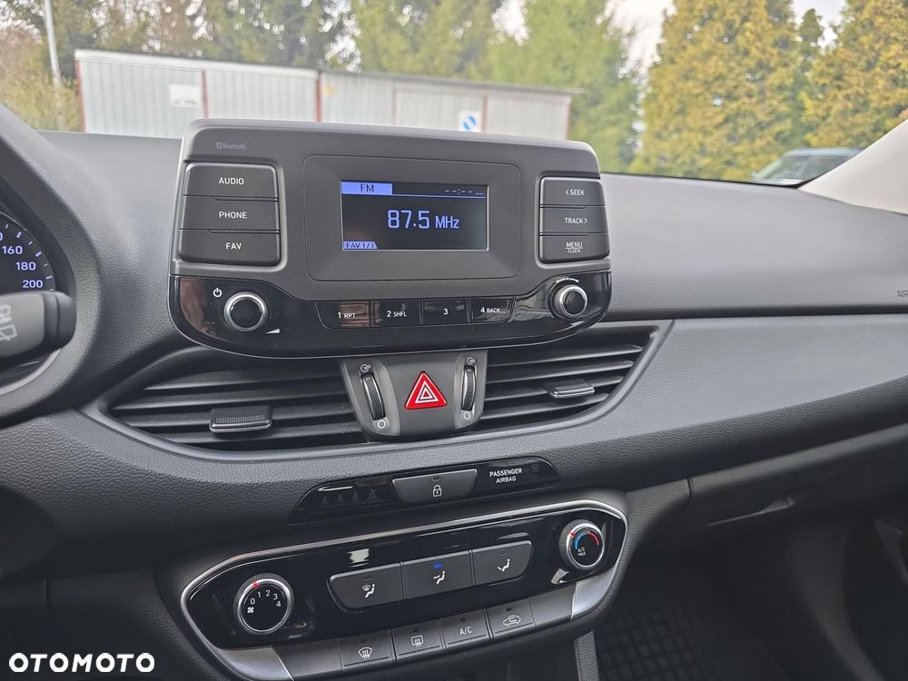 Hyundai i30 1.0 T-GDI Modern - 17