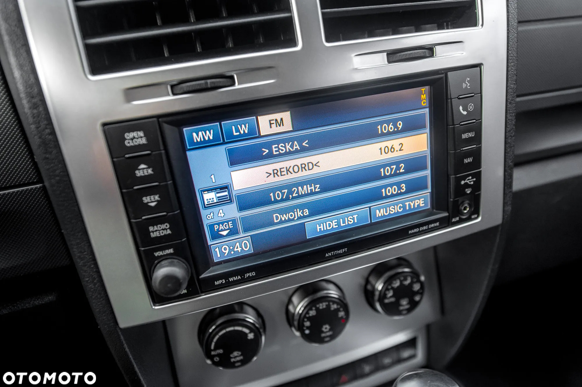 Dodge Nitro 2.8 CRD RT - 27