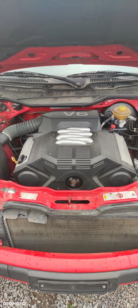 Audi 100 2.6 - 23