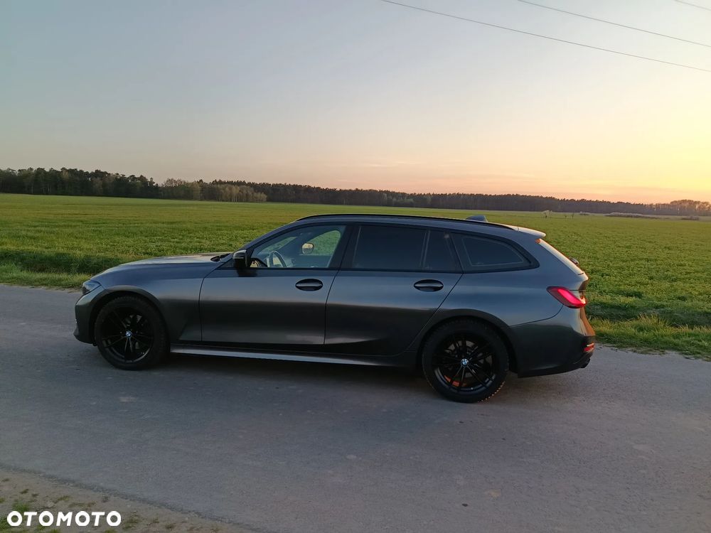 BMW Seria 3 320d - 11