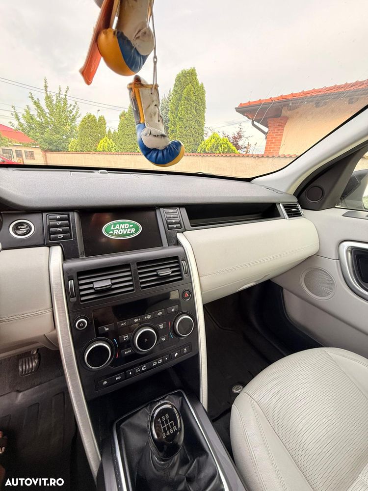 Land Rover Discovery Sport 2.0 l TD4 HSE Luxury - 10