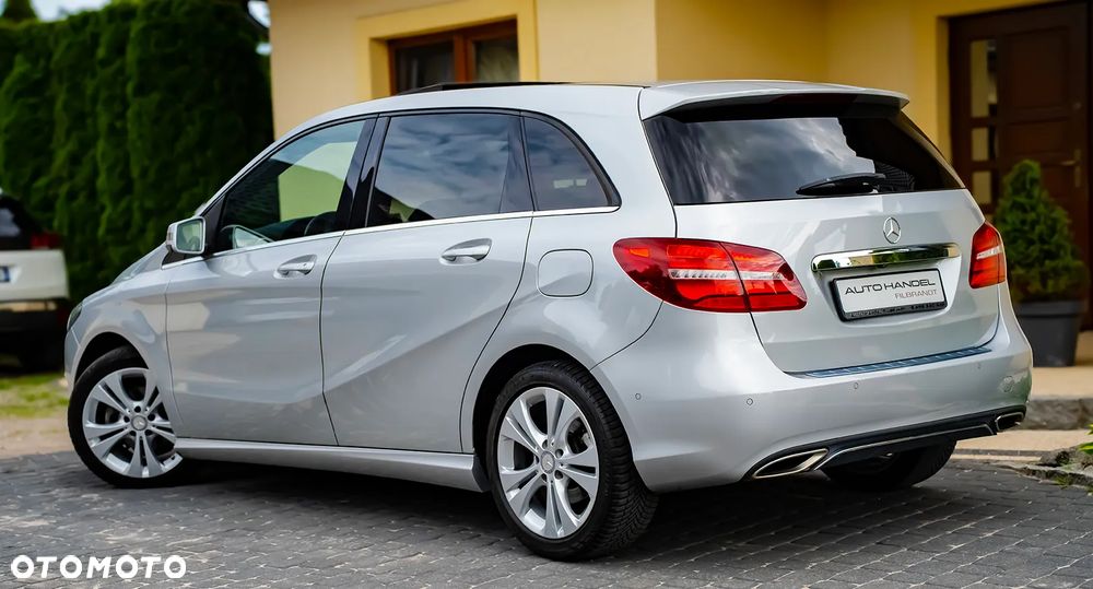 Mercedes-Benz Klasa B 180 d 7G-DCT Edition - 24