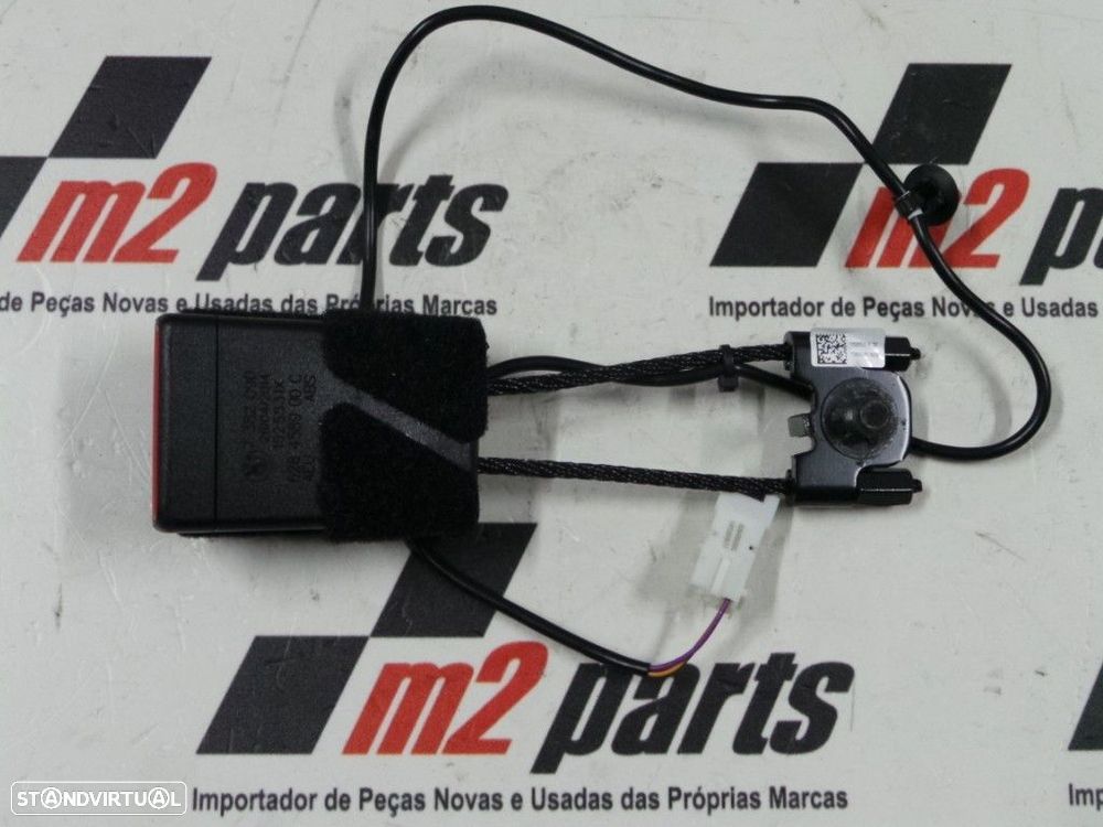Encaixe do Cinto Direito/Frente Seminovo/ Original MINI MINI (F56)/MINI MINI (F5... - 1