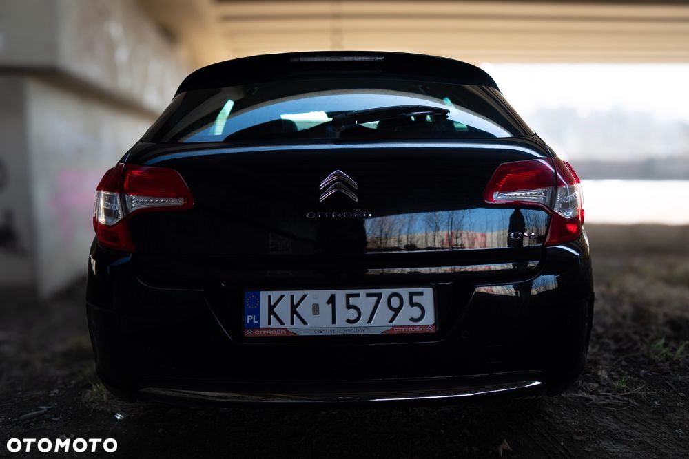 Citroën C4 VTi 120 Exclusive - 8