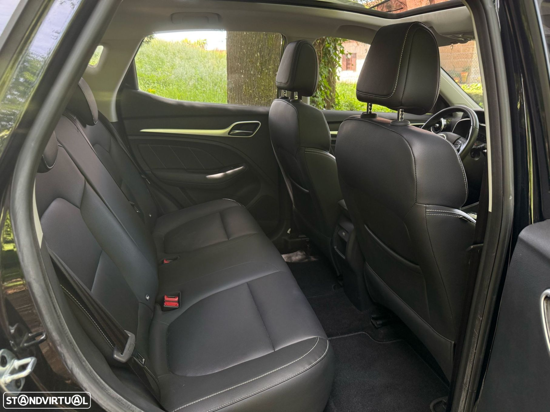 MG ZS EV 44.5 kWh Luxury - 15