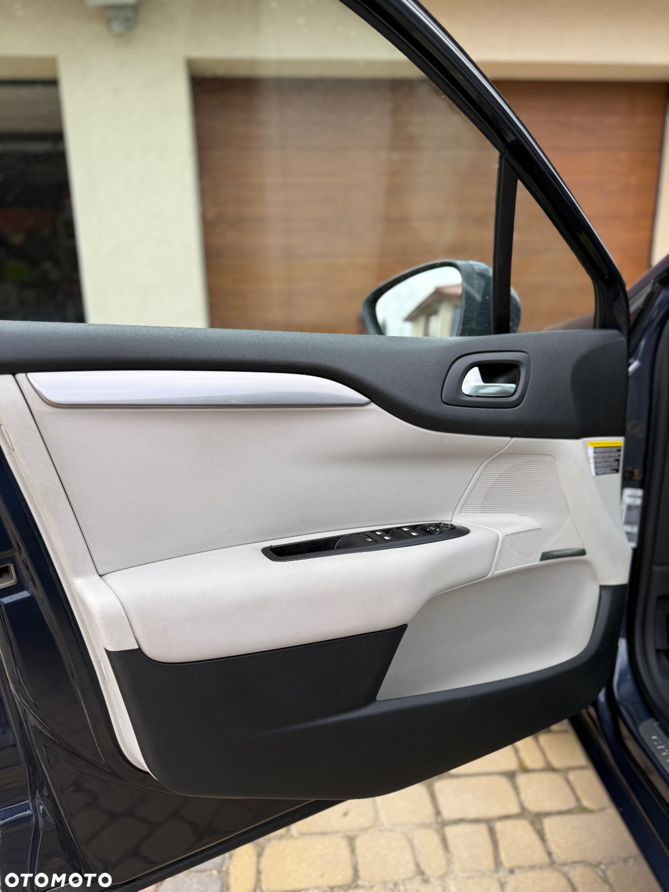 Citroën C4 2.0 HDi Exclusive - 28