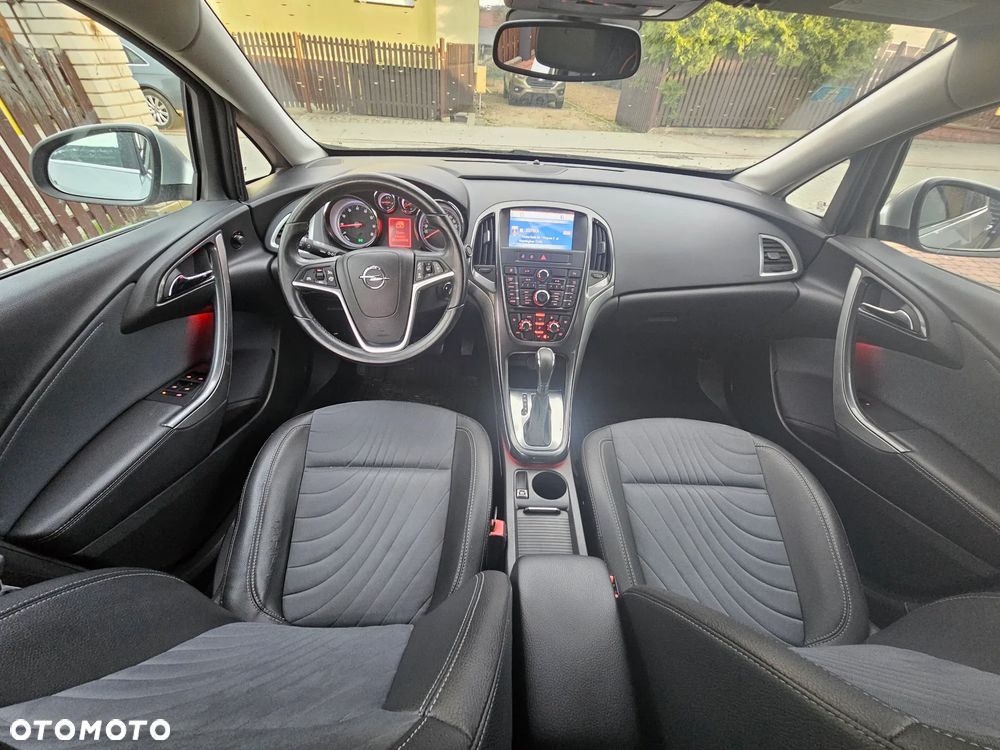 Opel Astra 1.4 T Cosmo - 18