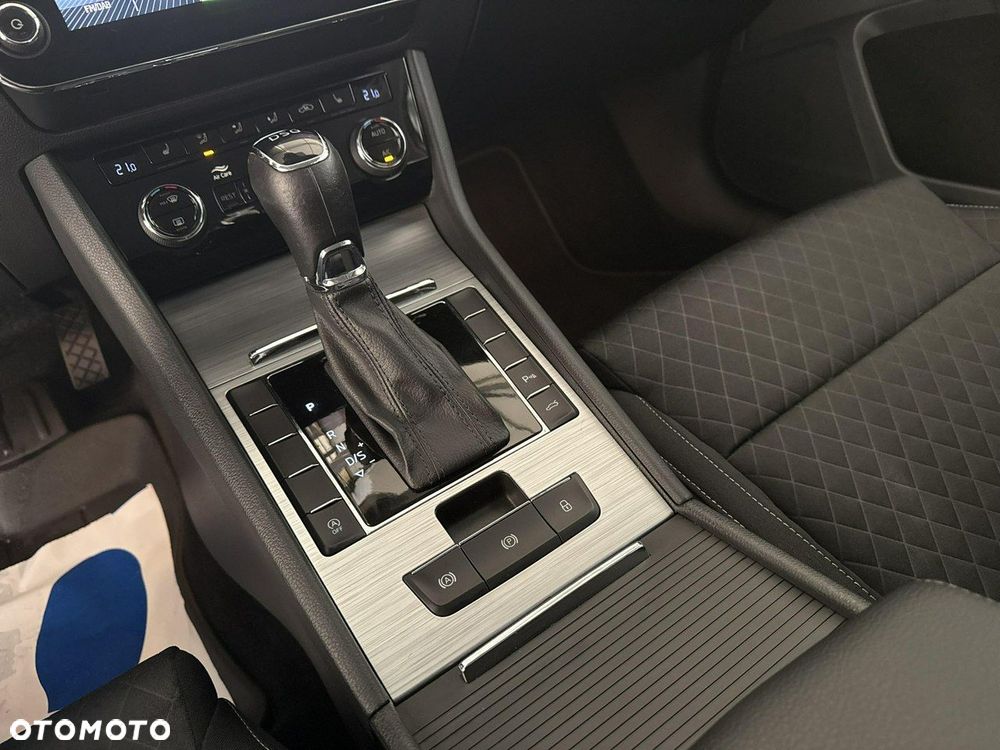 Skoda Superb - 17