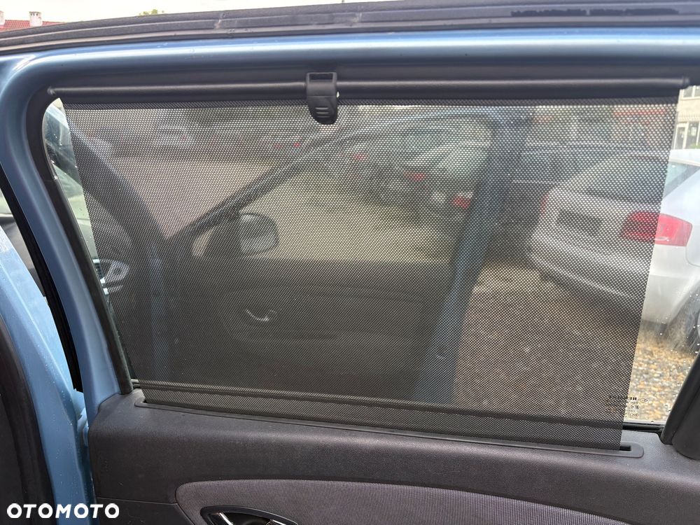 Renault Scenic 1.6 16V TomTom Edition - 18