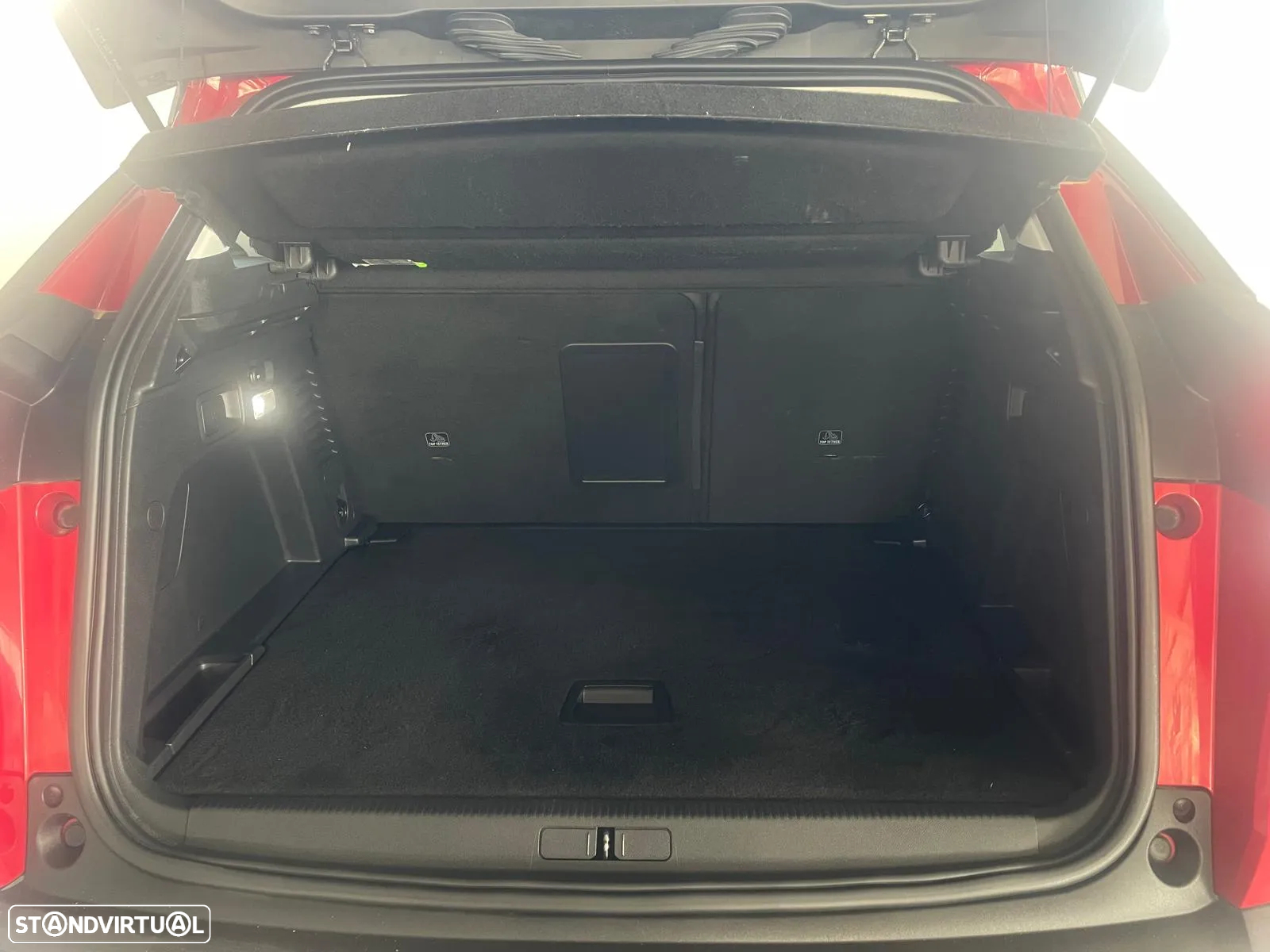 Peugeot 3008 1.6 BlueHDi Allure EAT6 - 33