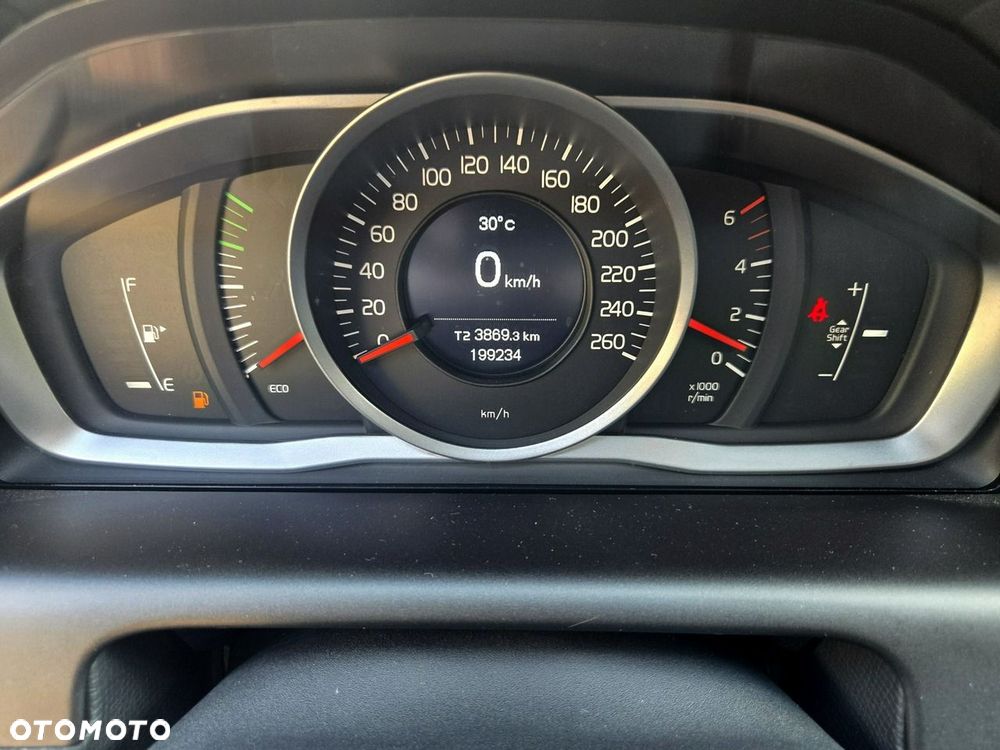 Volvo XC 60 D3 Kinetic - 22