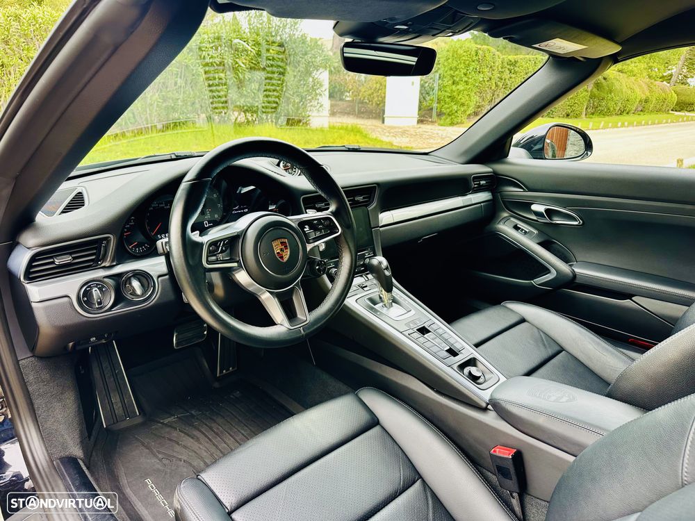 Porsche 911 Série F - 20