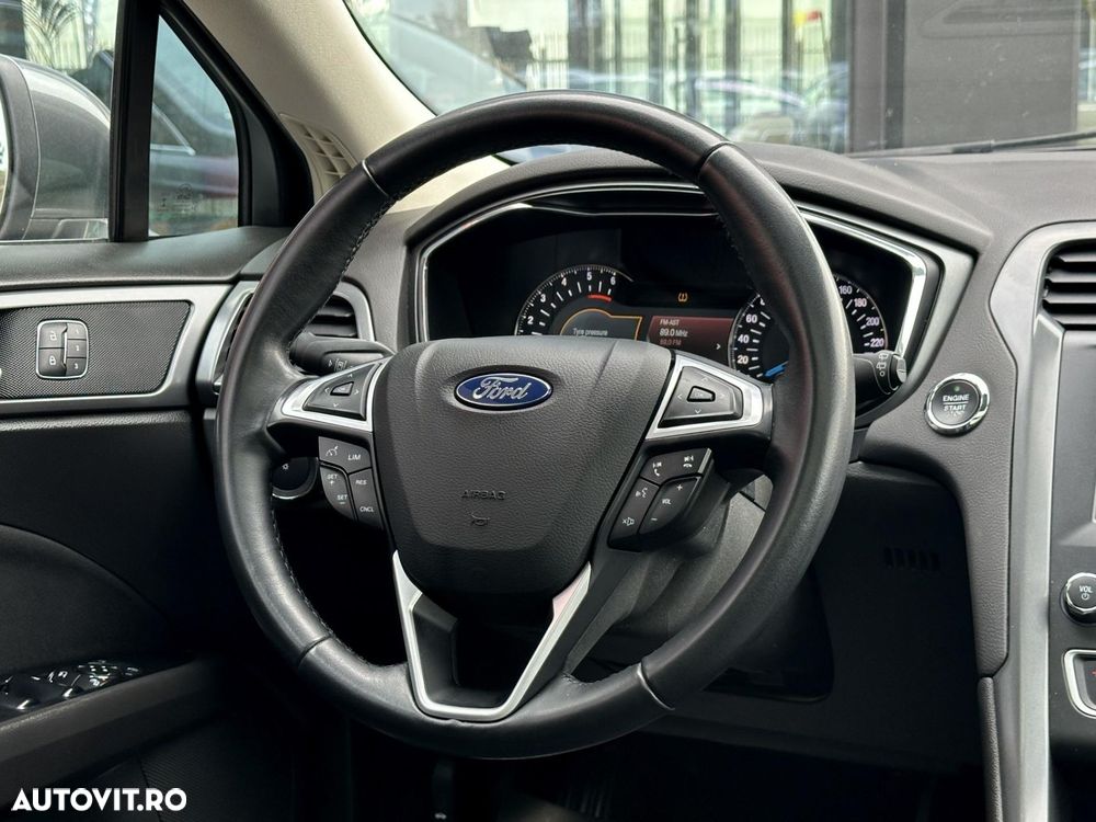 Ford Mondeo - 9
