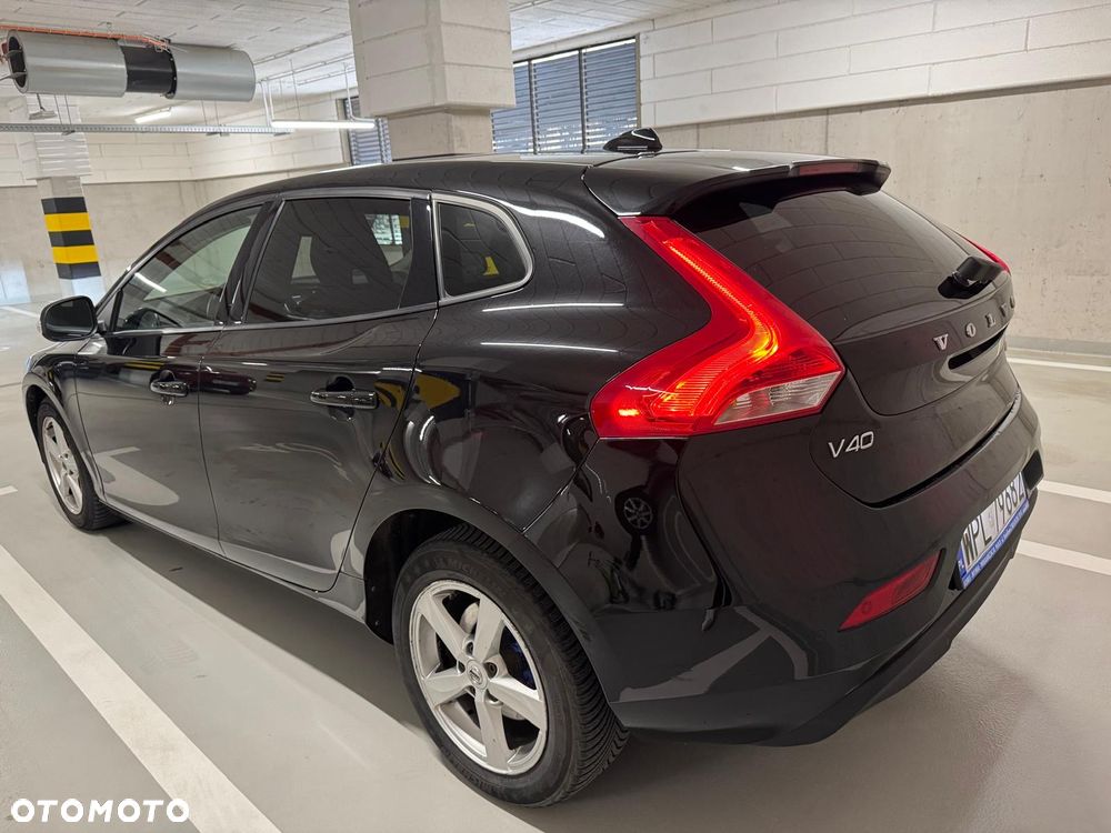 Volvo V40 D2 Drive-E SCR Momentum - 4