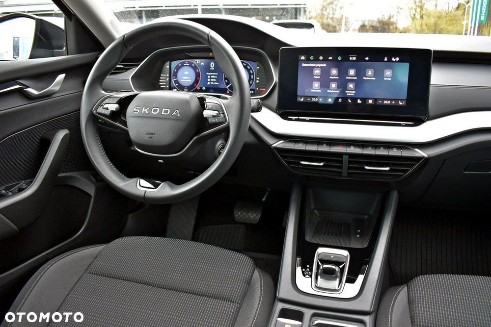 Skoda Octavia 1.5 TSI mHEV Selection DSG - 17