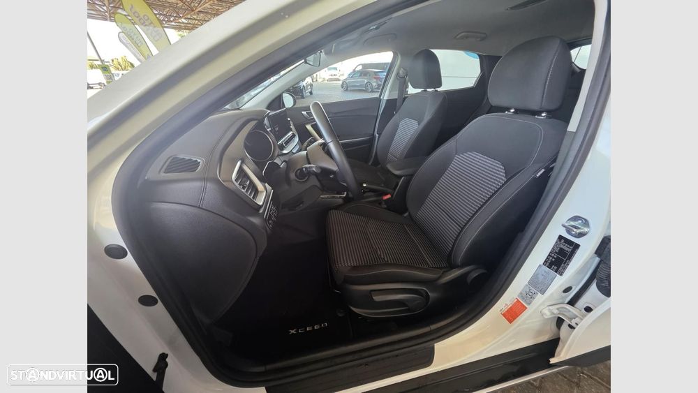 Kia XCeed 1.0 T-GDI Dynamic - 10