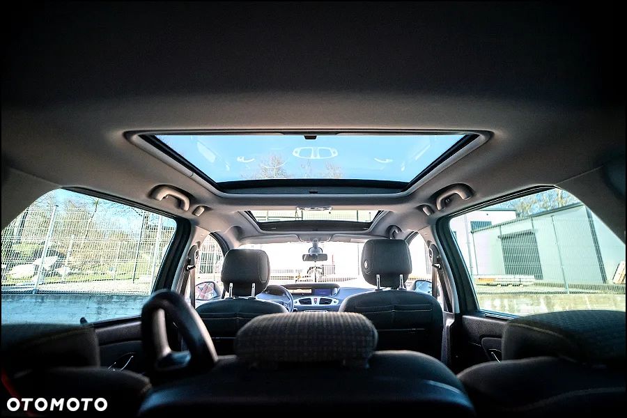 Renault Grand Scenic - 35