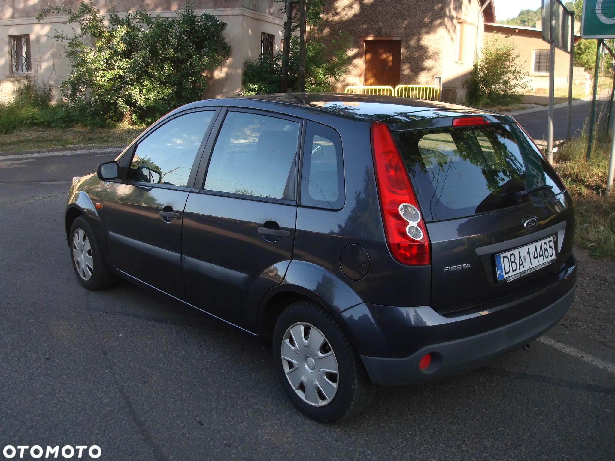 Ford Fiesta 1.25 Ambiente - 16