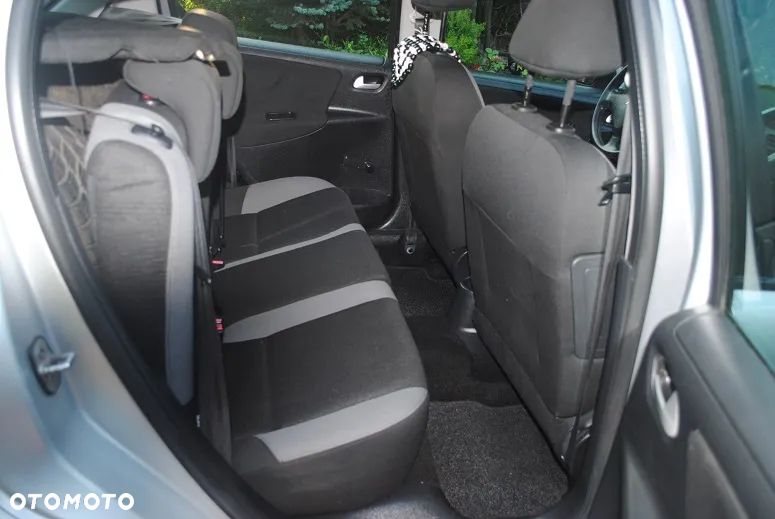 Peugeot 207 1.4 16V Presence - 12