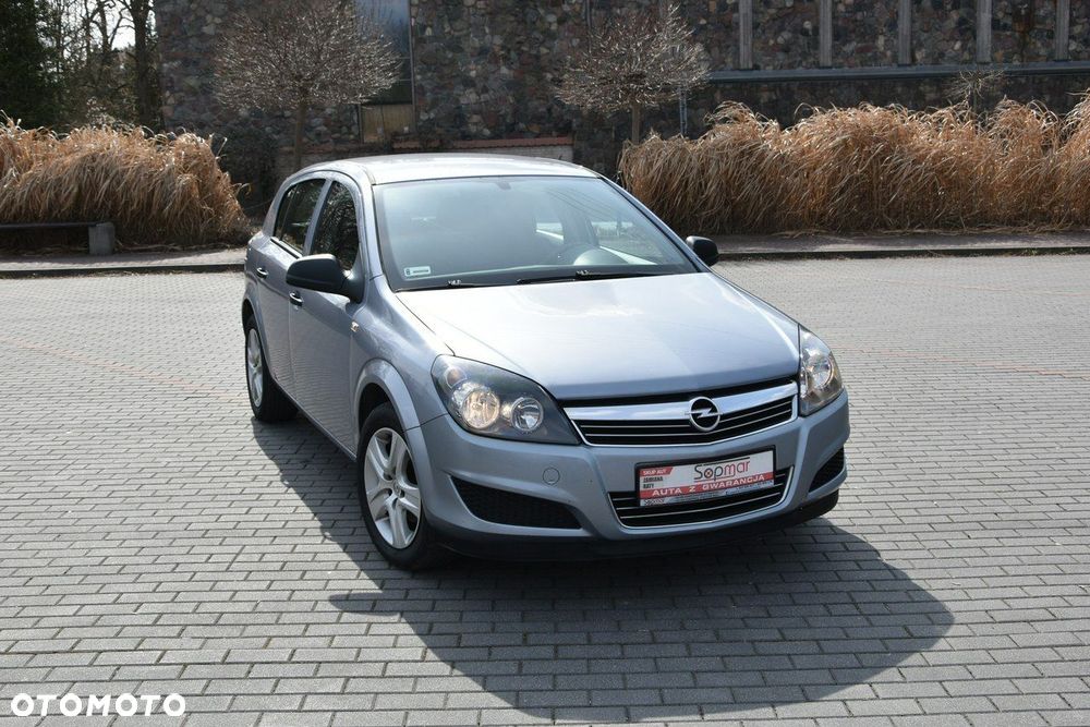 Opel Astra - 14