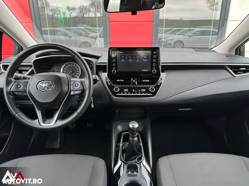 Toyota Corolla - 6